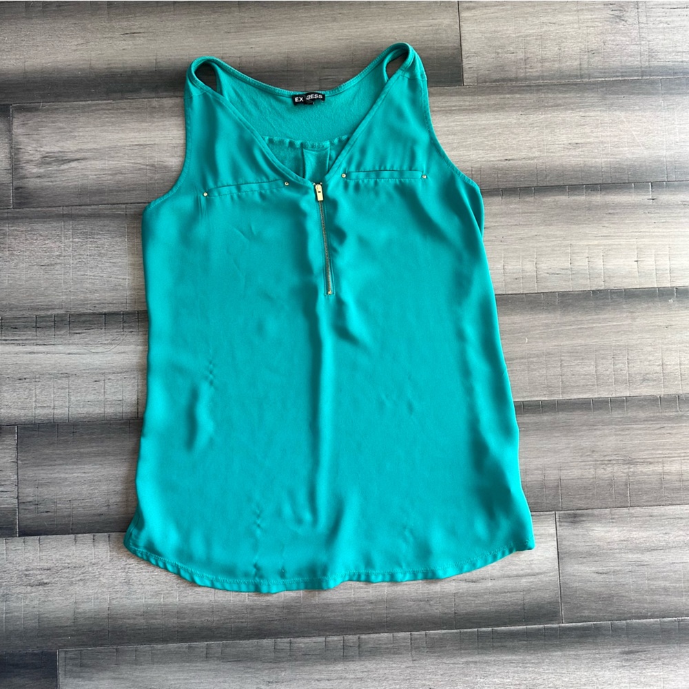 Express clothes, green blouse, zipper top